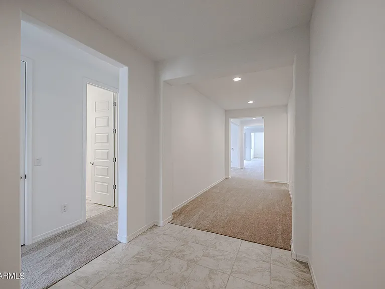 8752 W Medlock Dr — Photo 46