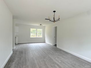 6617 Hampton Rd, Pensacola, FL 32505