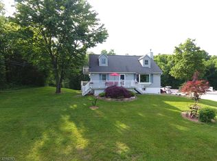 53 Bassets Bridge Rd, Wantage, NJ 07461