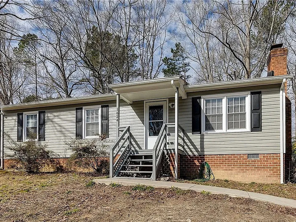 1624 Mountain Pine Ter