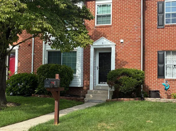 8 Perryfalls Pl, Nottingham, MD 21236