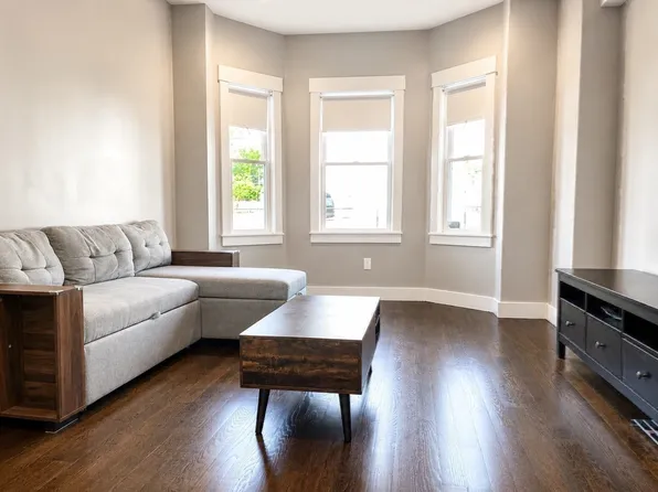 8 Chestnut Ave APT 1, Jamaica Plain, MA 02130