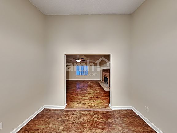 4th image of 4845 Chasestone Ct