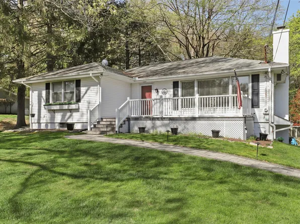 19 Russ Road, Mahopac, NY 10541