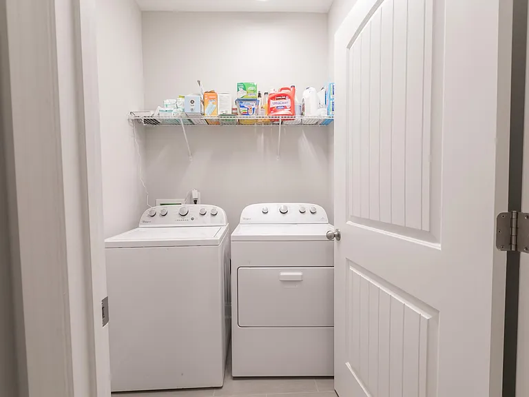 1055 Crisp Spring Dr — Photo 8