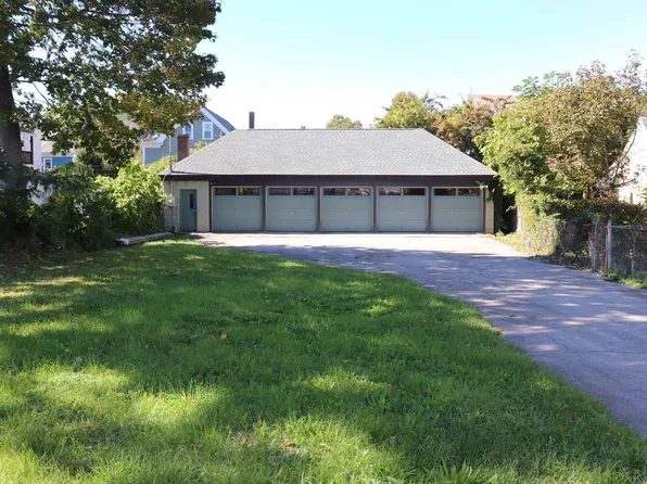 153 Chancery St, New Bedford, MA 02740