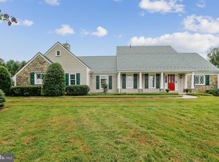5800 Foggy Ln, Rockville, MD 20855