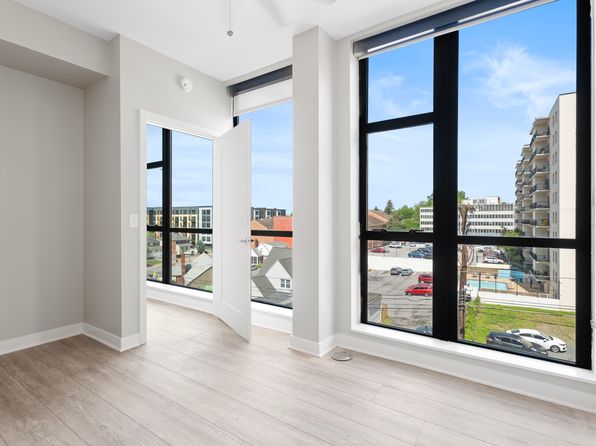 1320 Fenwick Ln UNIT 402