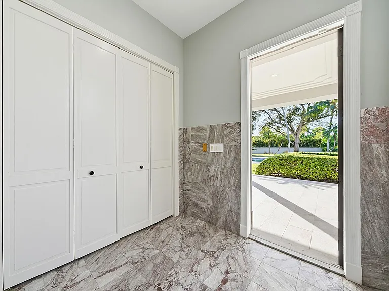 10270 SW 58th St — Photo 68