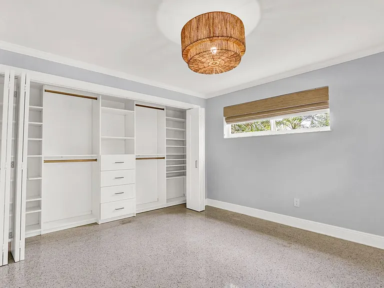 382 SE Edgewood Dr — Photo 21