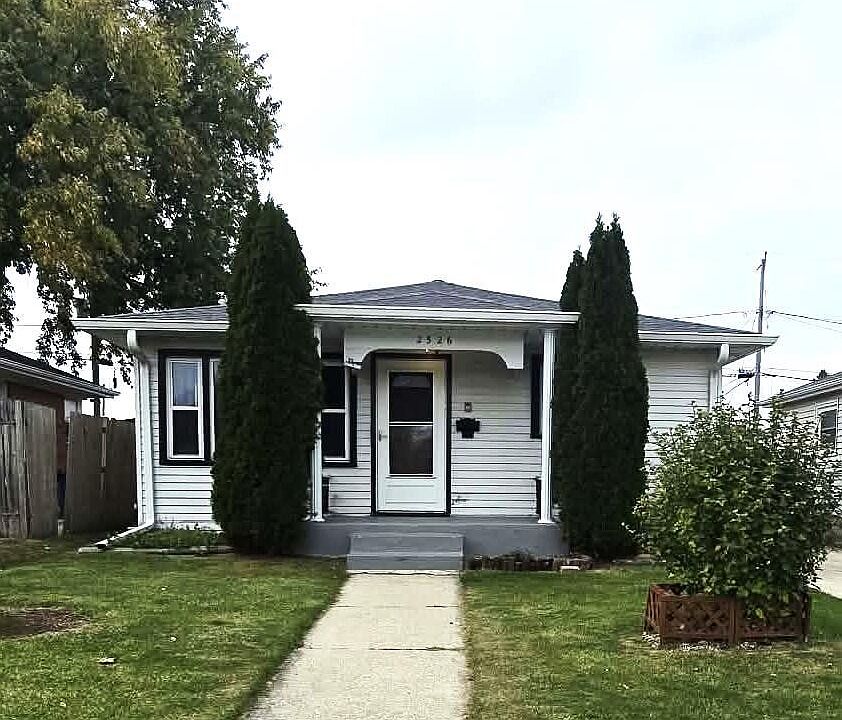 1st image of 2526 Maple Grove AVENUE