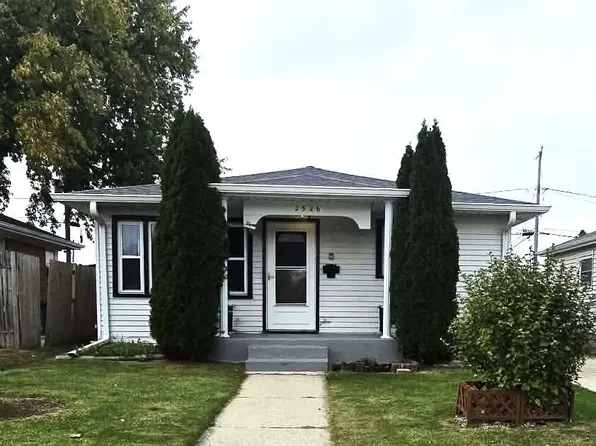 2526 Maple Grove AVENUE, Racine, WI 53404