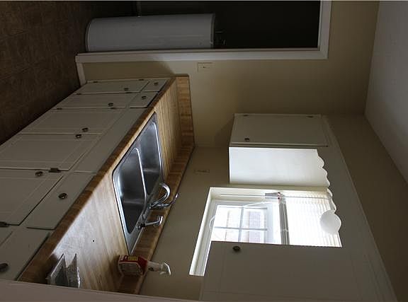 4th image of 2182 Dominion Dr
