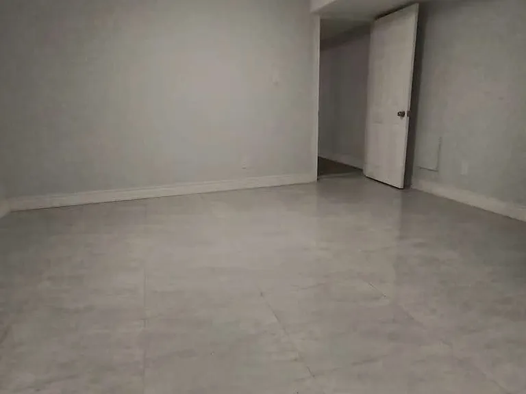 2304 Keele St #BASEMENT — Photo 7