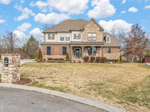 240 Spring Water Ln, Knoxville, TN 37934