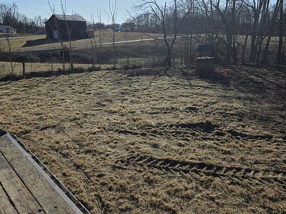 3rd image of 5904 Carthage Rd