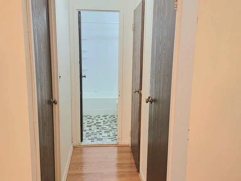 2 Elmwood Park Dr #322 — Photo 20