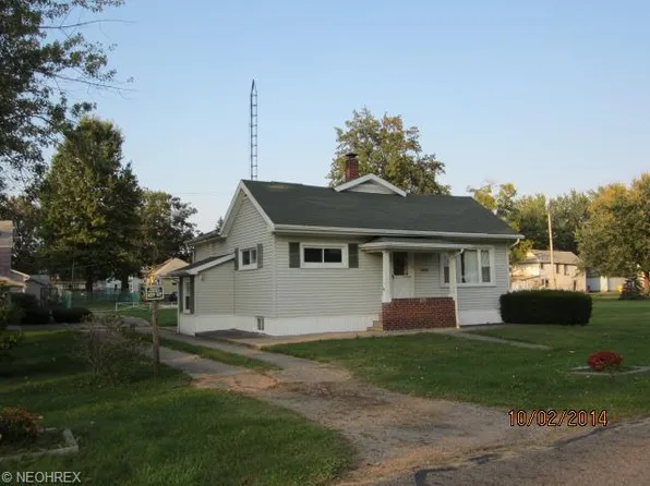 315 E Oregon Ave, Sebring, OH 44672