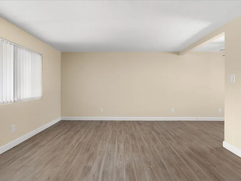 Park View Apartments- Riverside, CA — Photo 26
