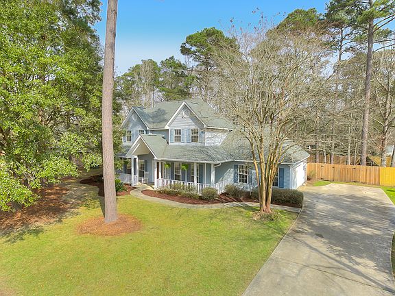 3rd image of 605 Kimberly Ann Dr