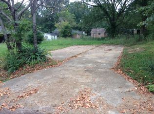 808 Spring St, Somerville, TN 38068