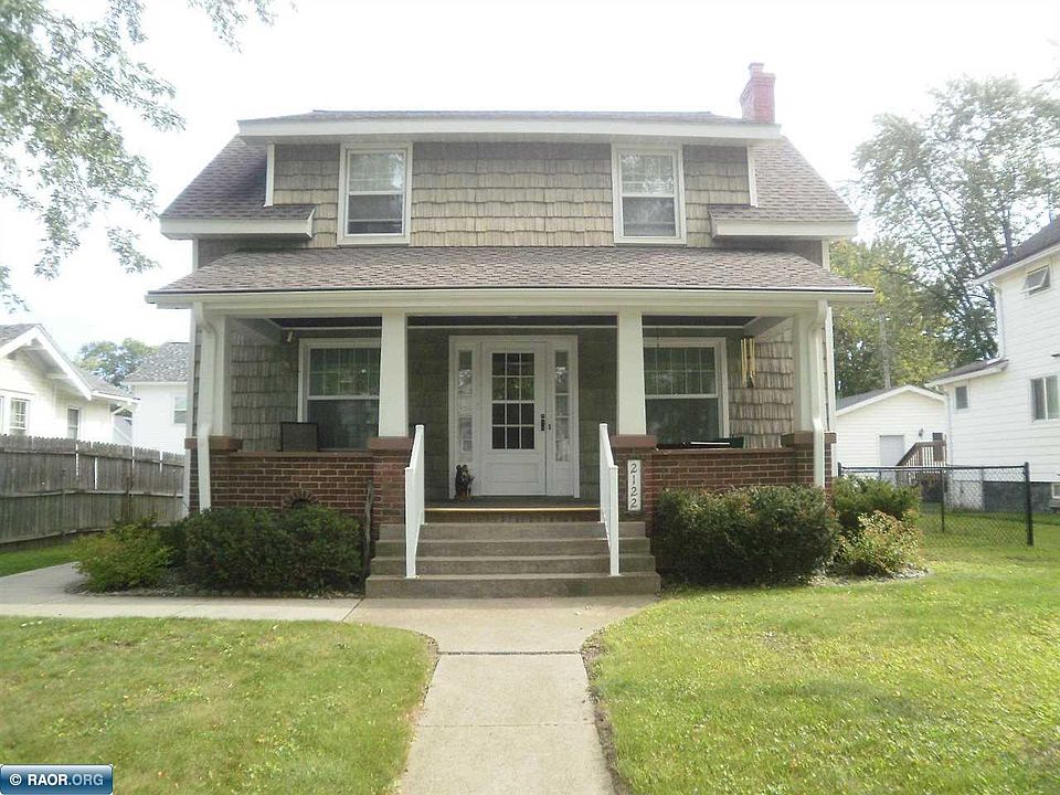 1st image of 2122 E 5th St