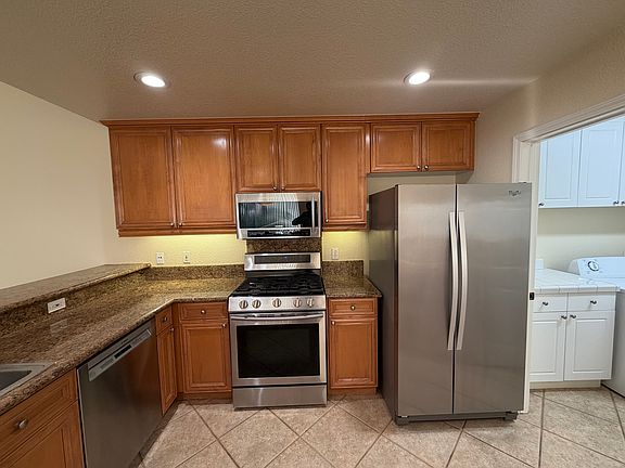 5th image of 6835 Urubu St
