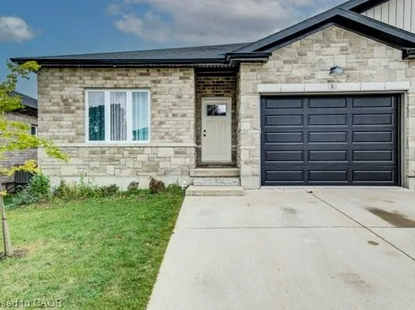 575 Albert Ave N #8, North Perth, ON N4W 1T7
