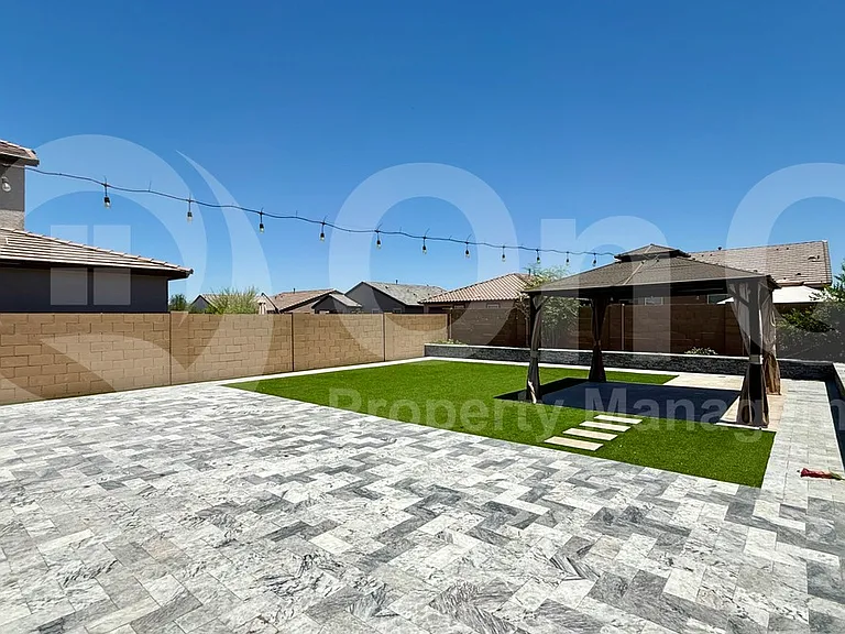 5933 S 25th Ln — Photo 22