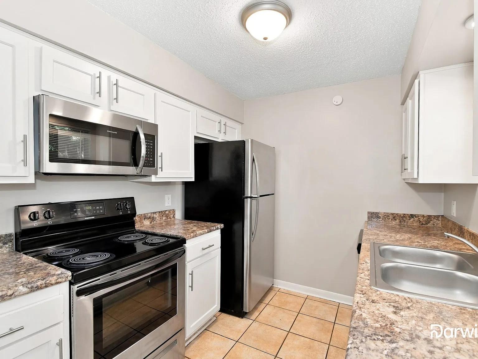 3 bed, 2.0 bath, 1204 sqft, $1,675 — Photo 2