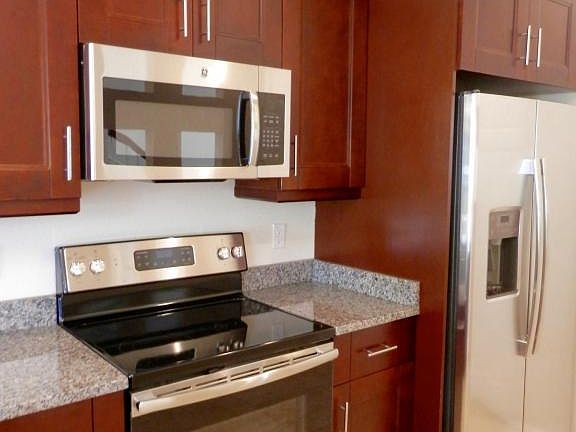 4th image of 11274/2 Estancia Villa Cir #802