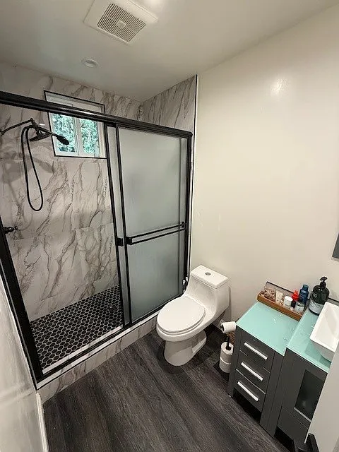 2 bed, 2.5 bath, 1200 sqft, $4,500 — Photo 3