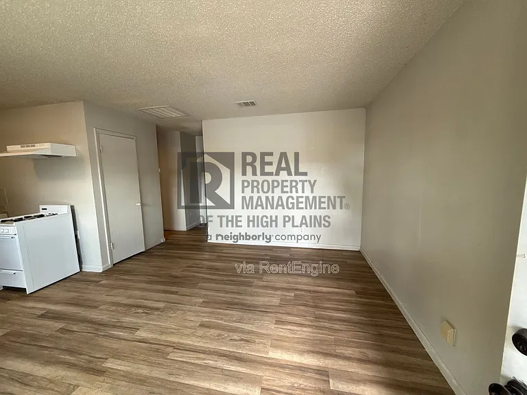 1301 Evergreen St #B — Photo 1