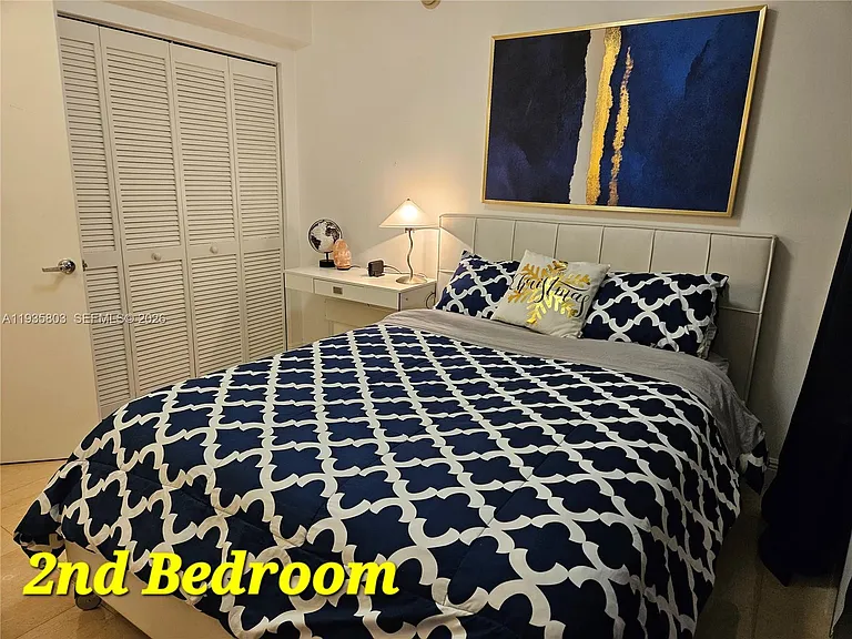 45 SE 5th St #1517 — Photo 38