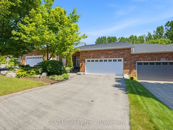 6295 Forest Ridge Dr, Niagara Falls, ON L2J 4K2
