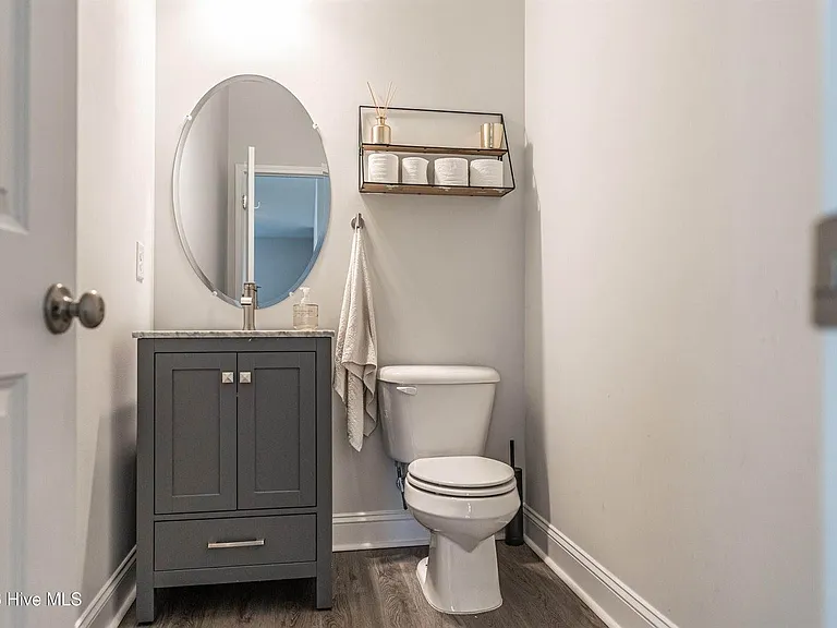 104 Sierra Dr — Photo 15