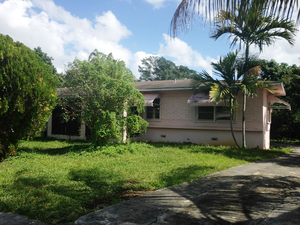 1st image of 13125 NW Miami Ct