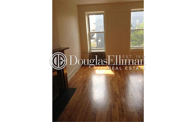 Rented by Douglas Elliman | media 29