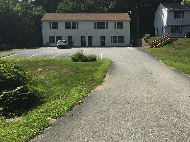 Sandbar Rd — Photo 1