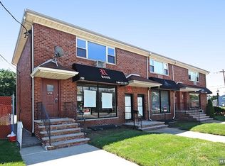 290 Liberty St, Little Ferry, NJ 07643