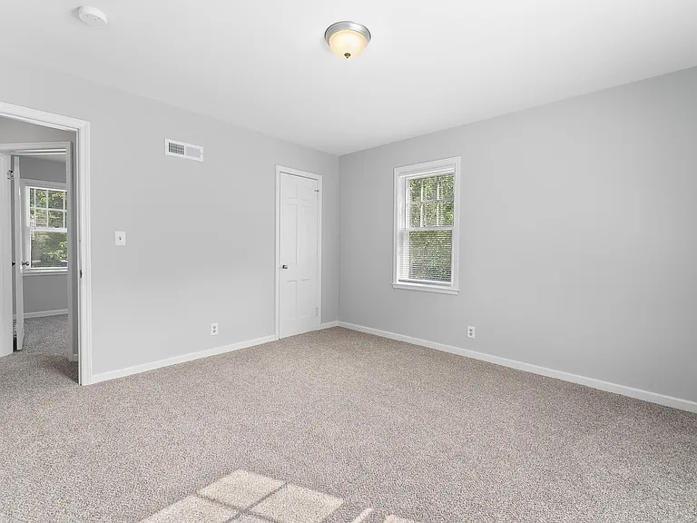1110 S Main Ave #UPPER — Photo 17