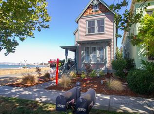 2213 Railroad Ave, Hercules, CA 94547