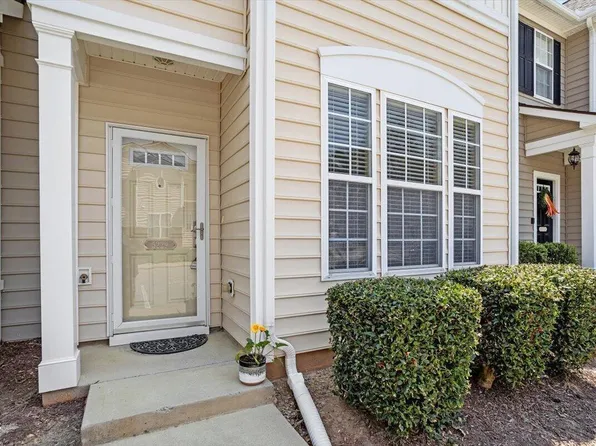 5229 Moonview Ct, Raleigh, NC 27606