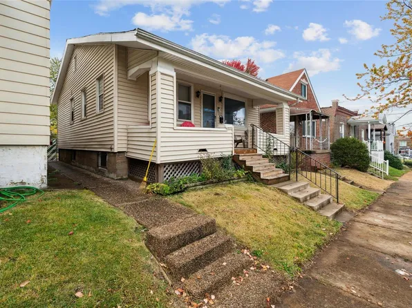 4330 Frieda Ave, Saint Louis, MO 63116