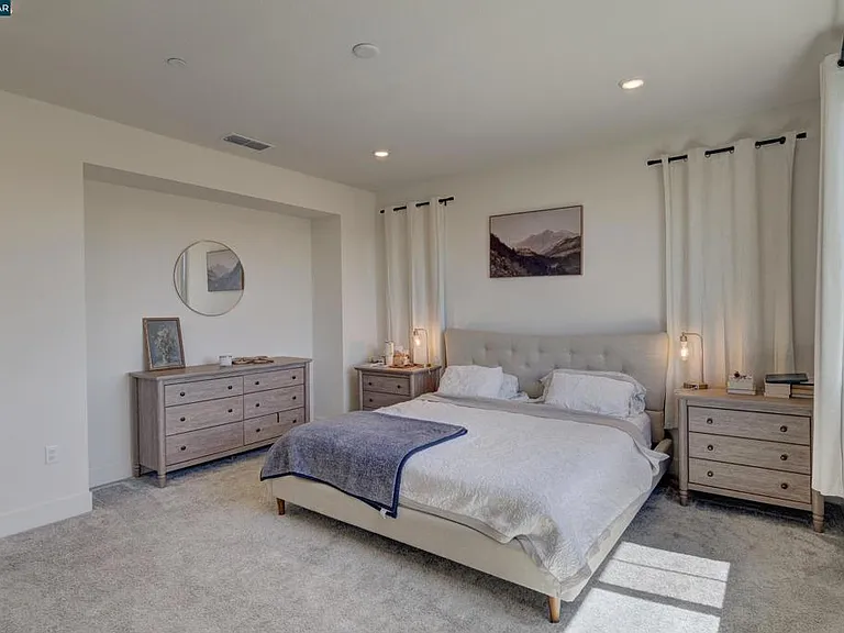 281 Cinnabar Way — Photo 16