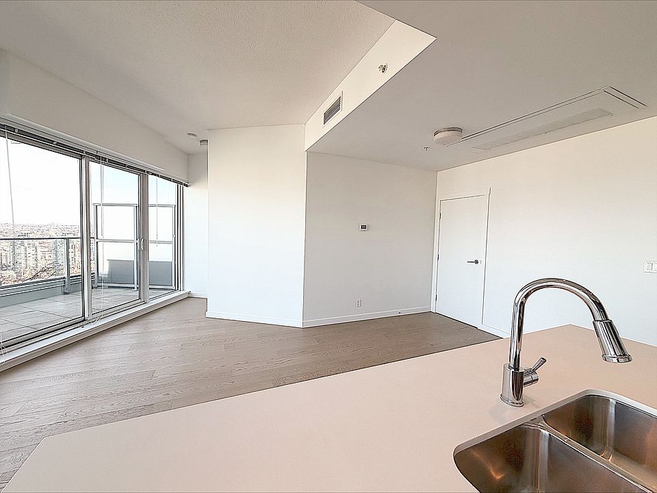 1st image of 97 W Georgia St #2502