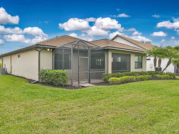 2nd image of 14589 Laguna Dr