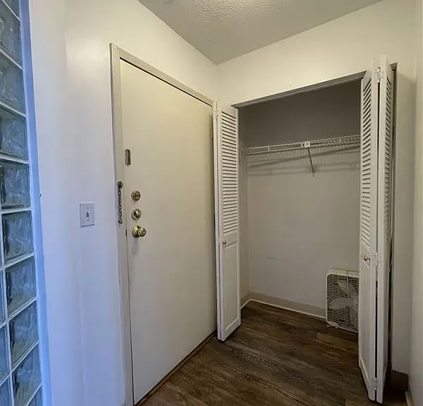 60 Gibson St #308 — Photo 9