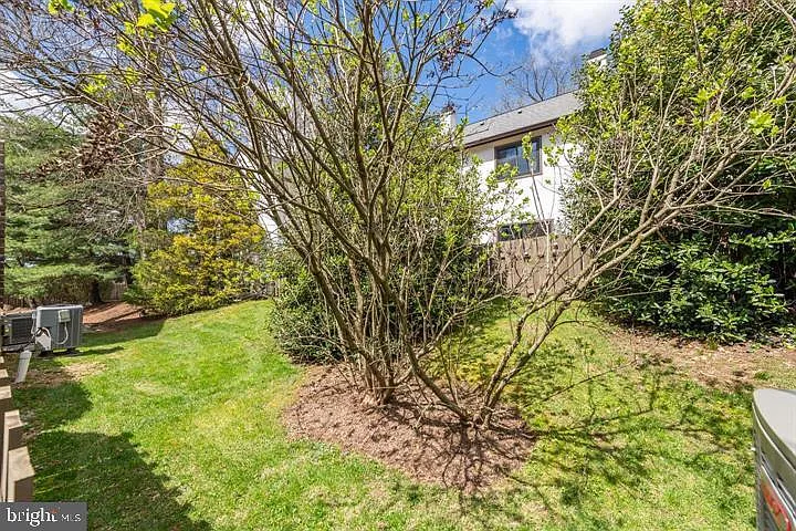 114 Pinecrest Ln — Photo 25