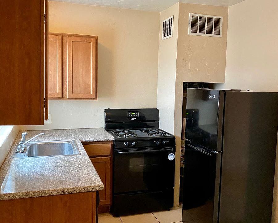1st image of 2233 N Columbus Blvd Unit 2
